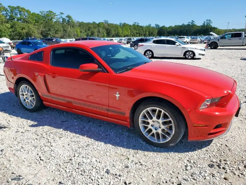 2013 FORD MUSTANG   