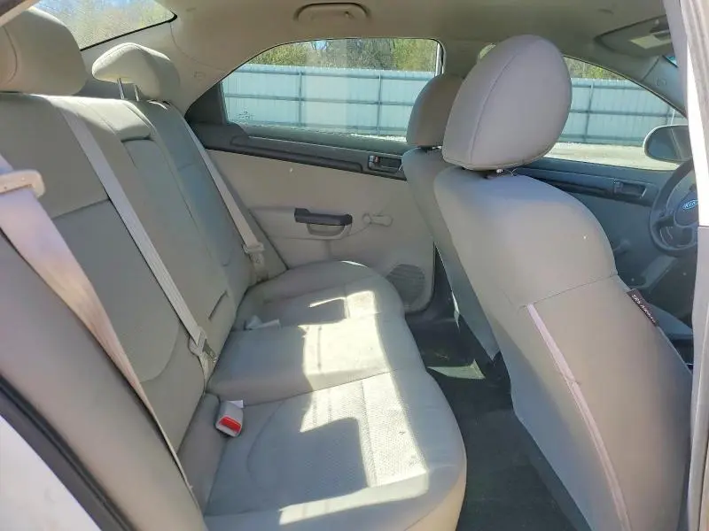 2013 KIA FORTE LX  