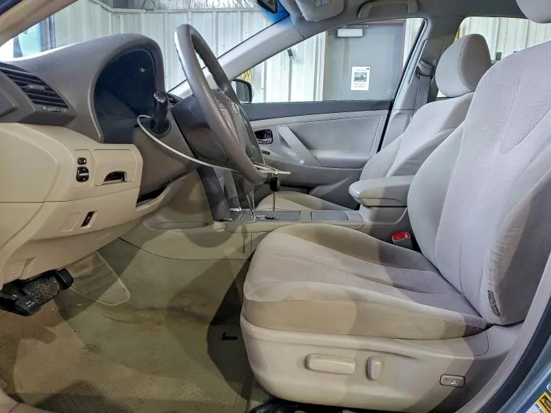 2011 TOYOTA CAMRY BASE  