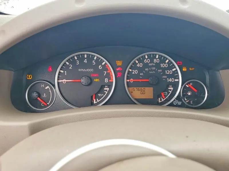 2010 NISSAN FRONTIER SE V6  