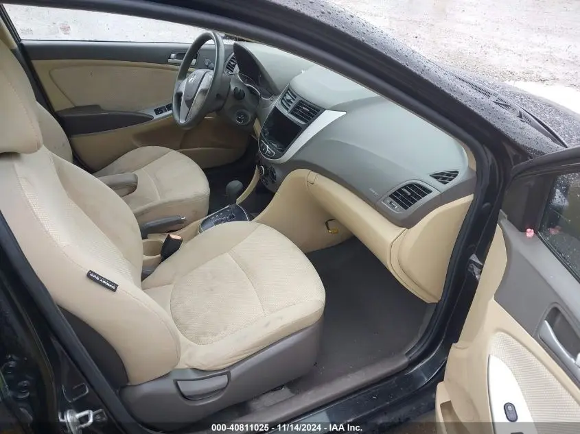 2013 HYUNDAI ACCENT GLS