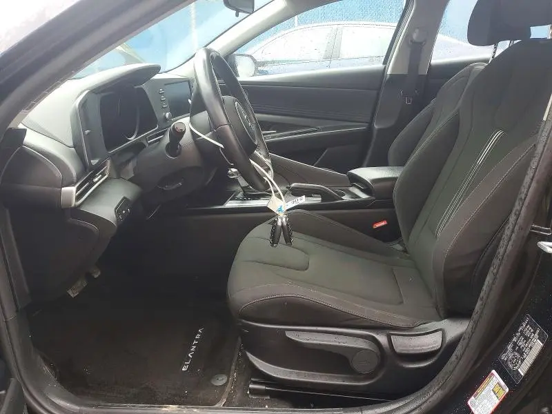 2022 HYUNDAI ELANTRA SEL  