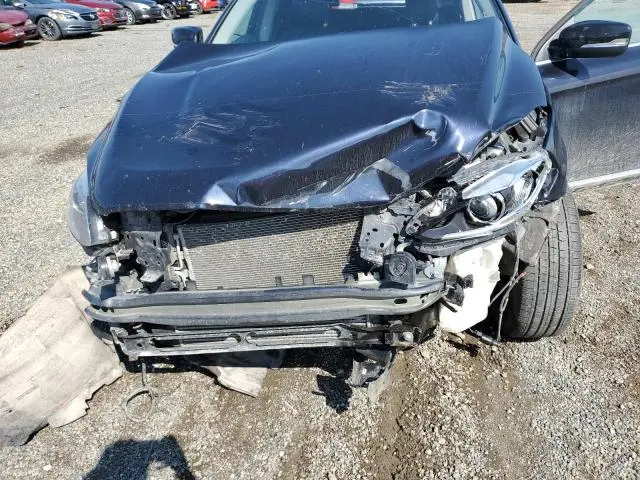 2017 VOLVO XC60 T6 DYNAMIC  