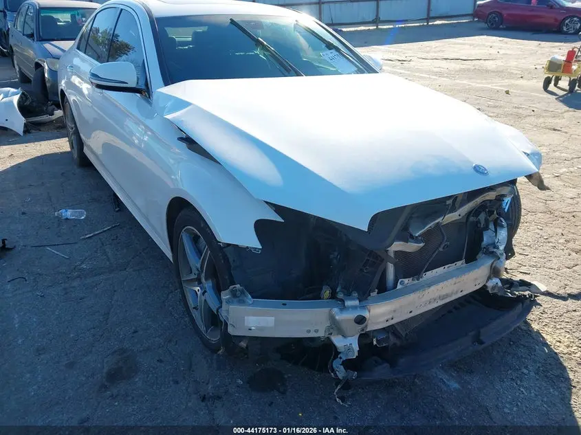 2017 MERCEDES-BENZ E 300  