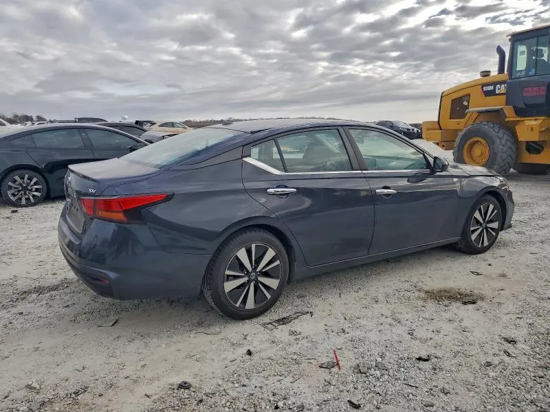 2021 NISSAN ALTIMA SV  