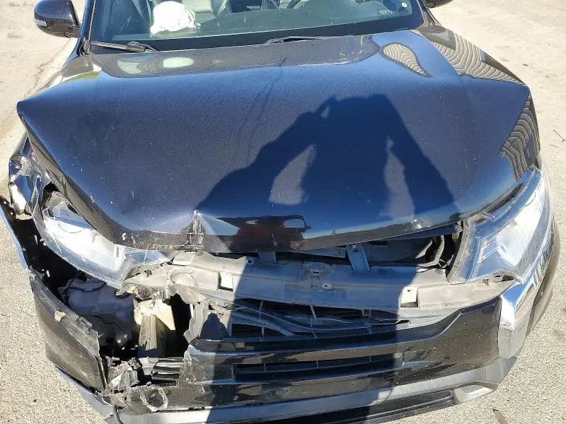 2019 MITSUBISHI OUTLANDER SE  