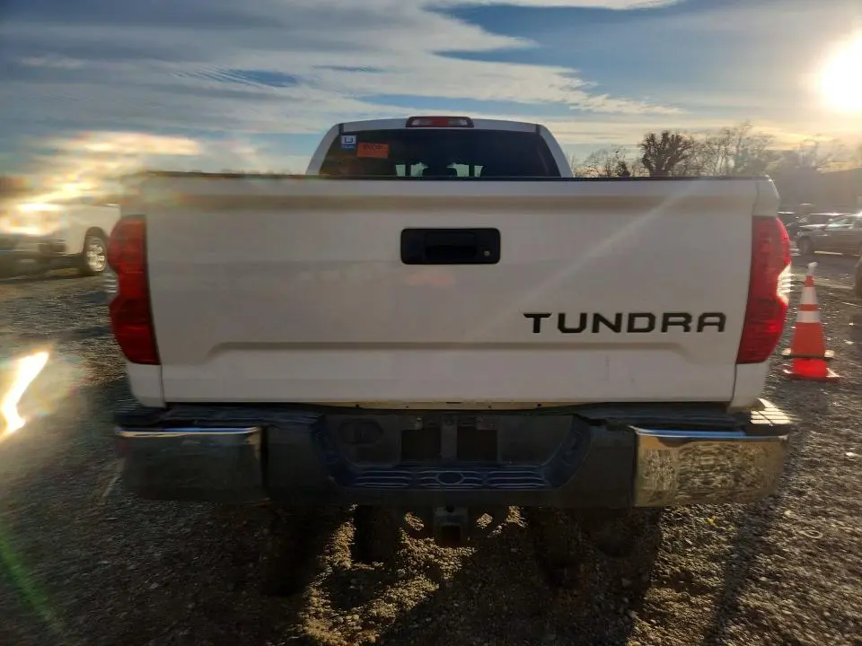 2017 TOYOTA TUNDRA DOUBLE CAB SR  