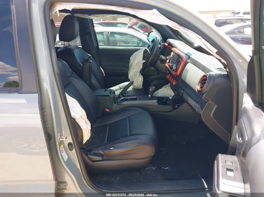 2020 TOYOTA TACOMA SR V6