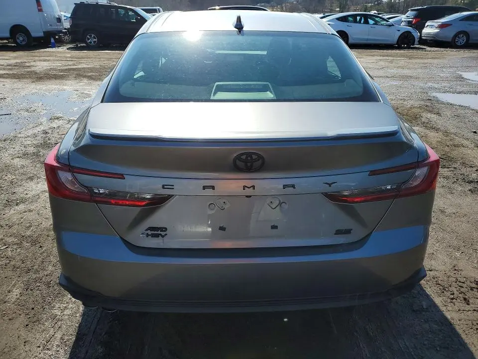 2026 TOYOTA CAMRY SE  