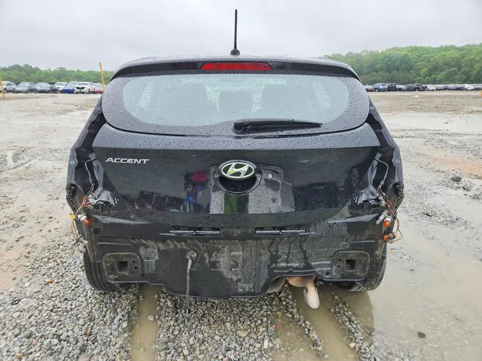 2016 HYUNDAI ACCENT SE  