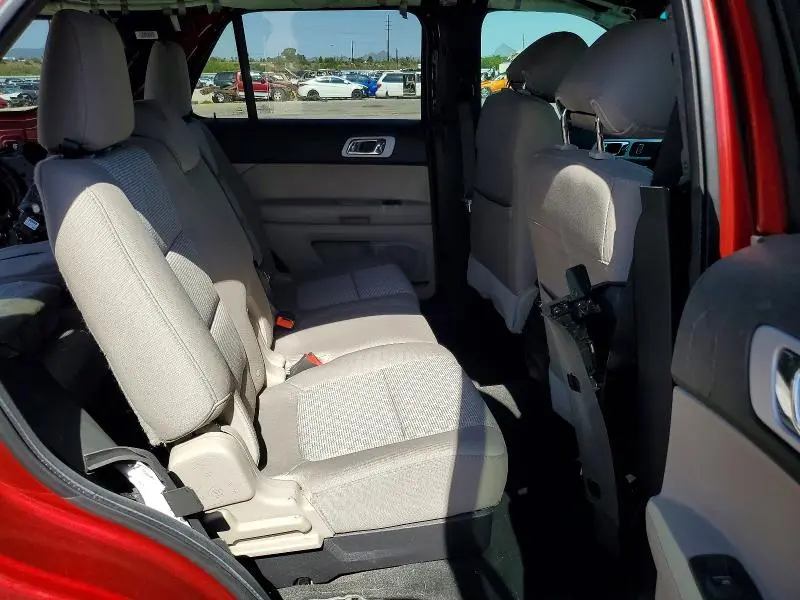 2015 FORD EXPLORER XLT  