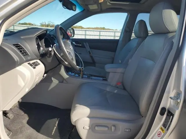 2013 TOYOTA HIGHLANDER LIMITED  