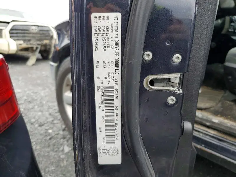 2013 RAM 1500 SLT  