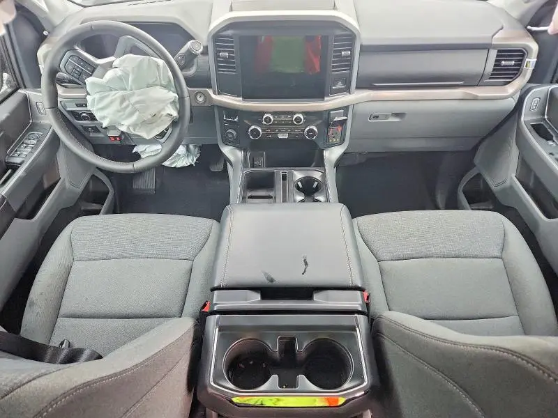2025 FORD F150 XLT  