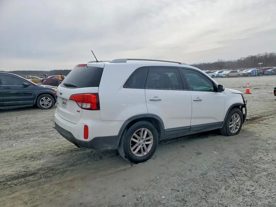 2014 KIA SORENTO LX  