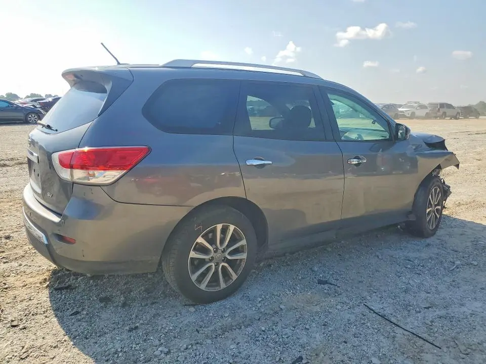 2015 NISSAN PATHFINDER SV  