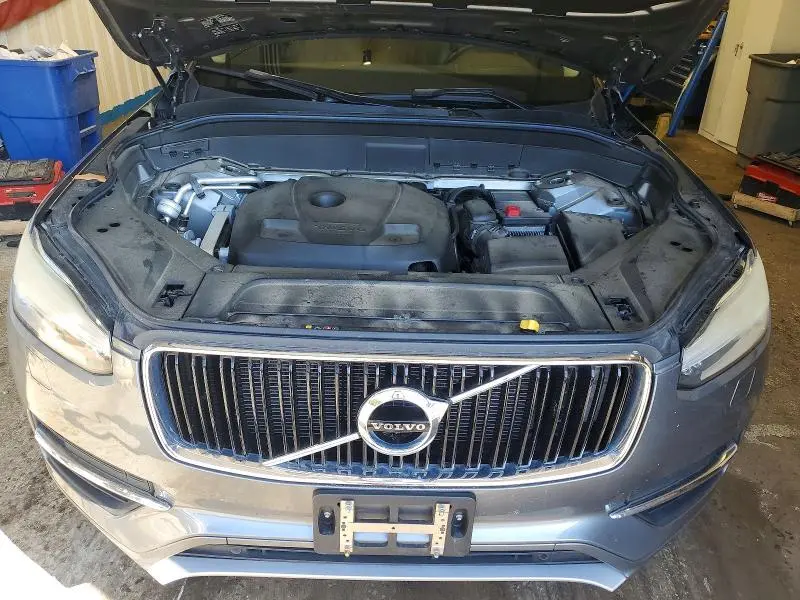 2016 VOLVO XC90 T6  