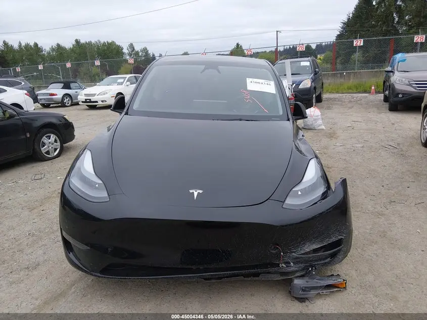 2024 TESLA MODEL Y LONG RANGE SINGLE MOTOR REAR-WHEEL DRIVE/RWD