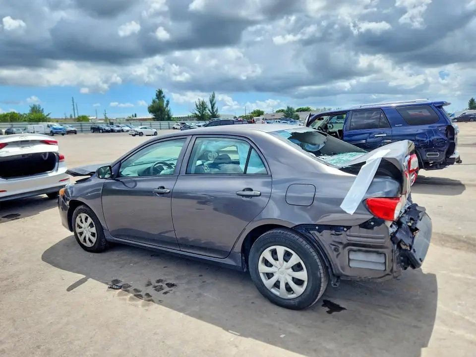 2013 TOYOTA COROLLA L  