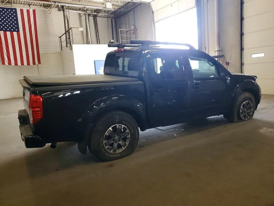 2016 NISSAN FRONTIER PRO-4X  