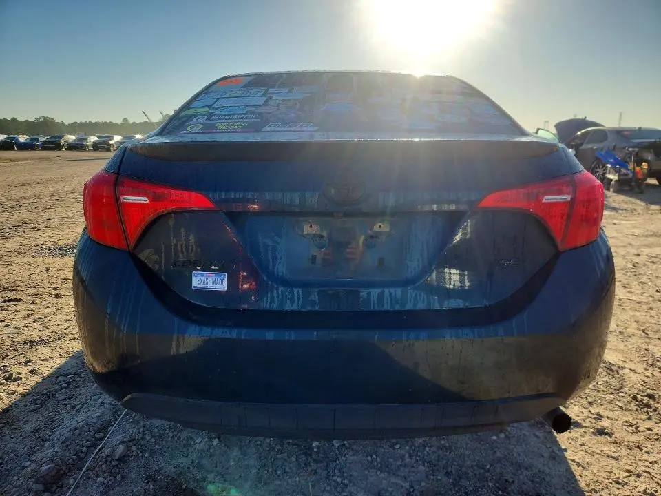 2017 TOYOTA COROLLA SE  