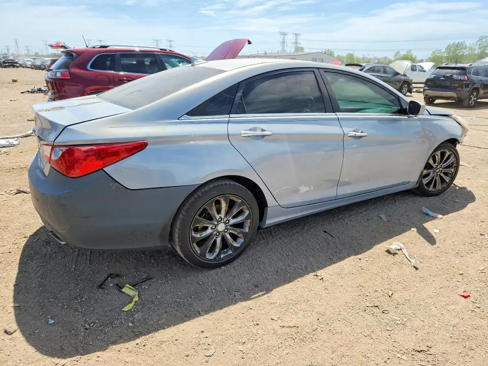2011 HYUNDAI SONATA SE  
