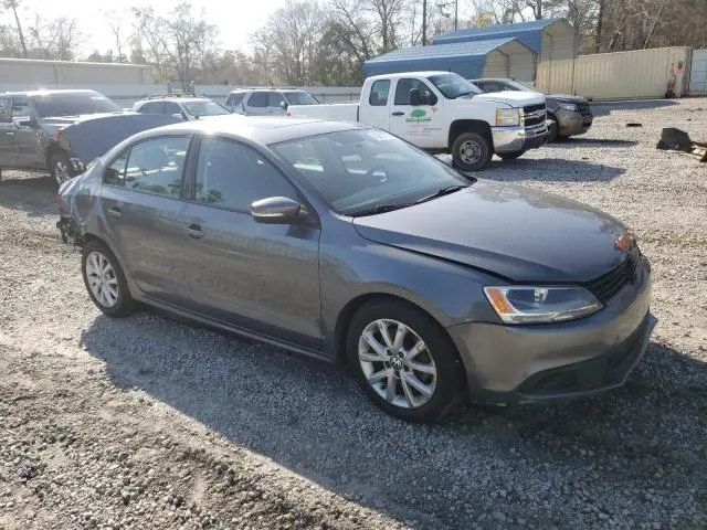 2012 VOLKSWAGEN JETTA SE  