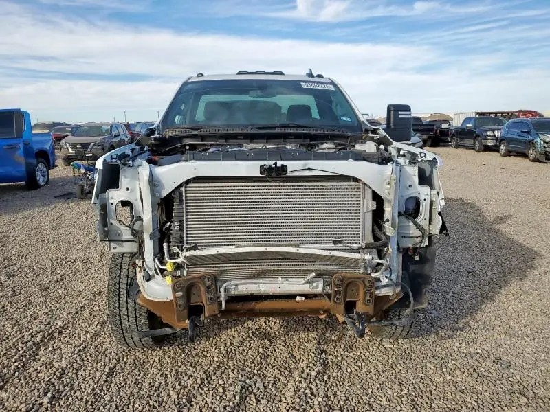 2022 GMC SIERRA K2500 SLE  