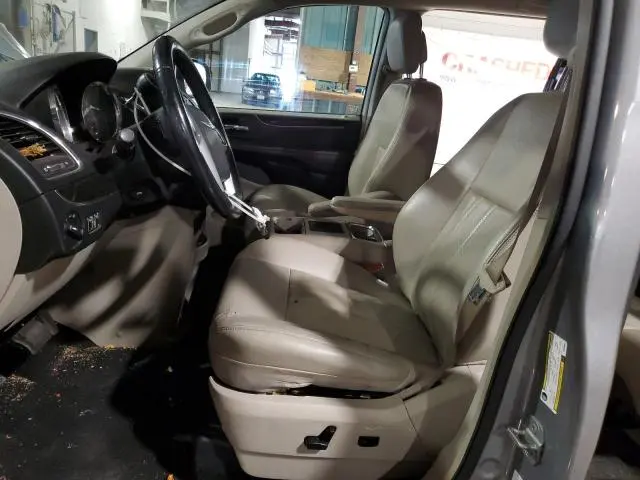 2013 CHRYSLER TOWN & COUNTRY TOURING L  