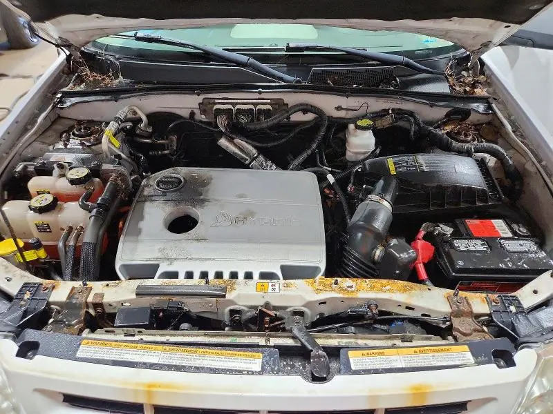 2011 FORD ESCAPE HYBRID  