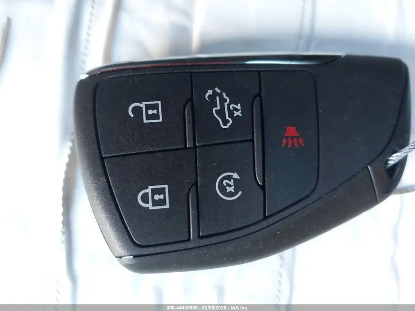 2026 CHEVROLET SILVERADO 1500 2WD  SHORT BED CUSTOM