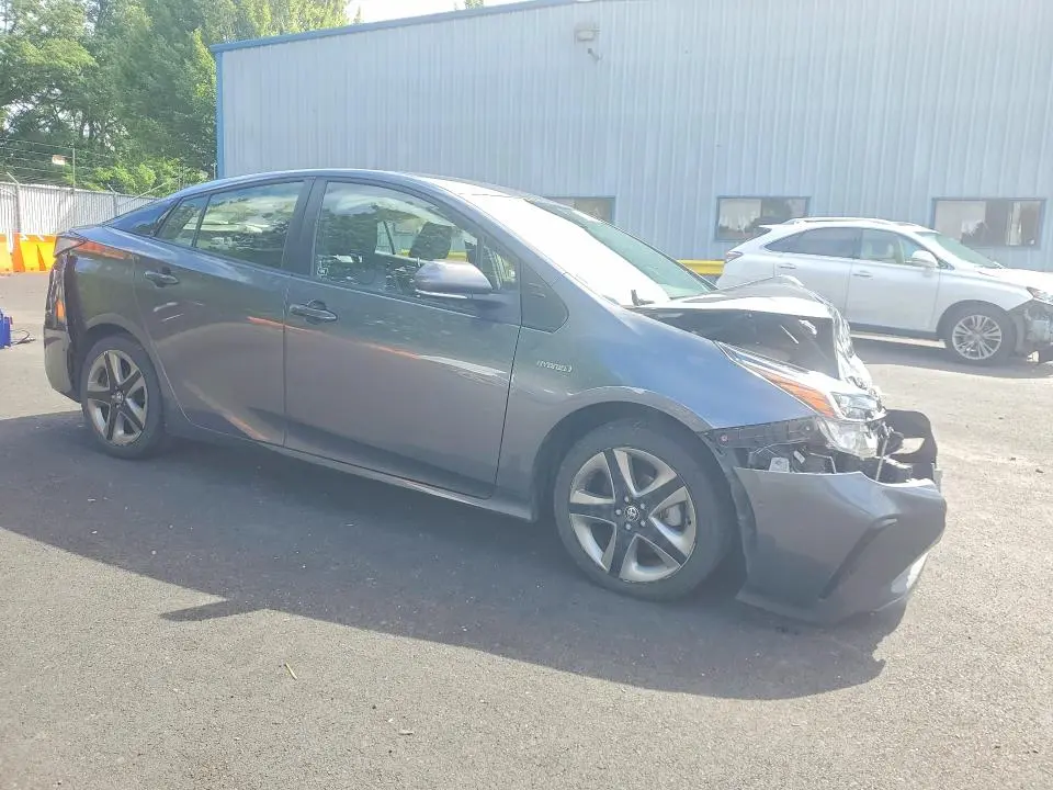 2021 TOYOTA PRIUS XLE  