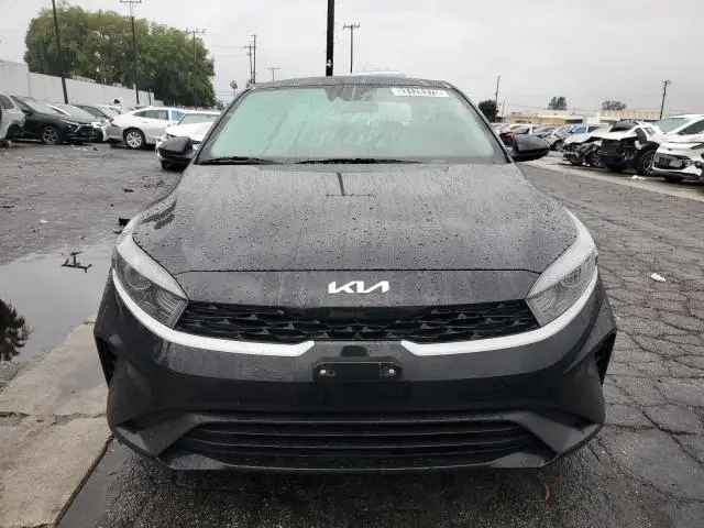 2023 KIA FORTE LX  