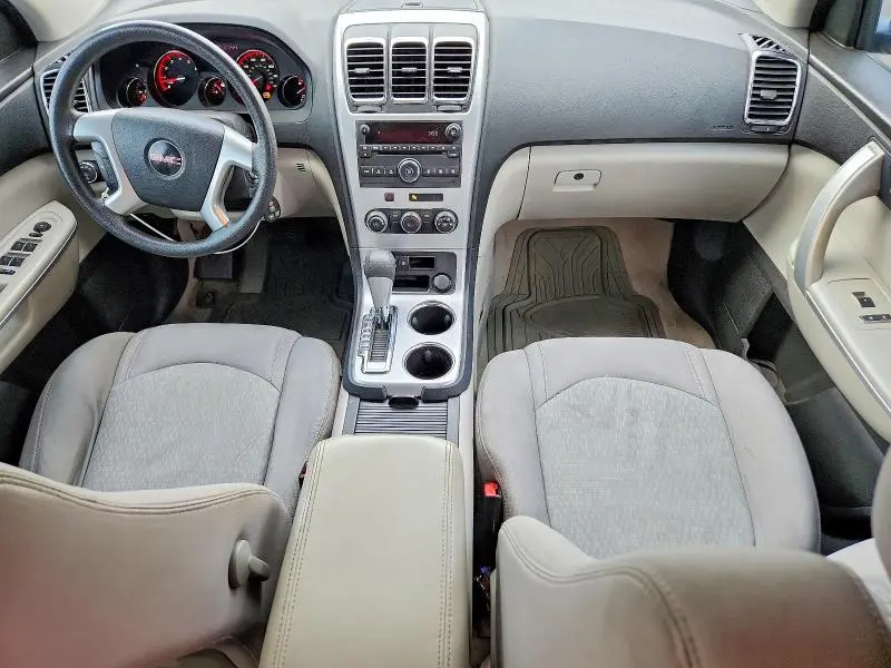 2011 GMC ACADIA SLE  
