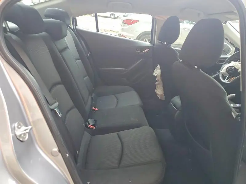 2015 MAZDA 3 TOURING  