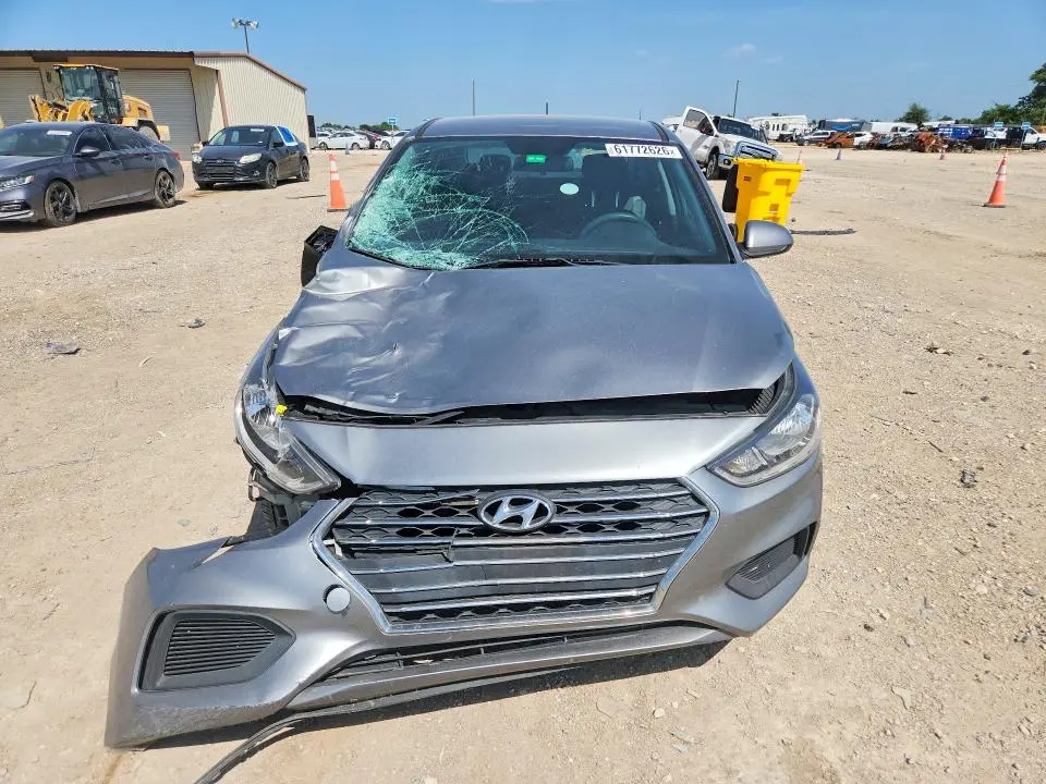 2021 HYUNDAI ACCENT SE  