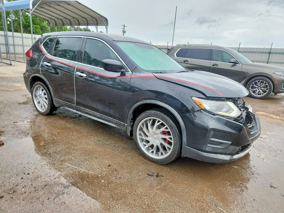 2018 NISSAN ROGUE S  