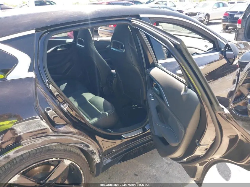 2017 INFINITI QX30 SPORT