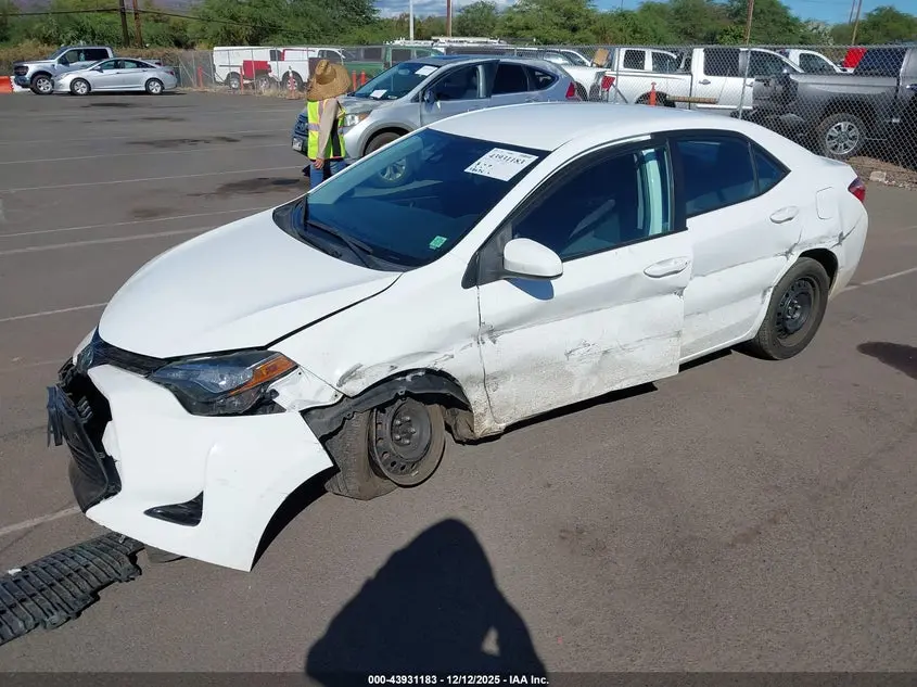 2017 TOYOTA COROLLA LE