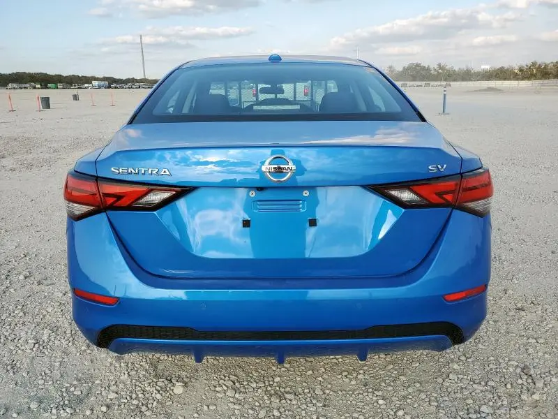 2022 NISSAN SENTRA SV  