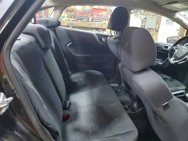 2015 FORD FIESTA SE  