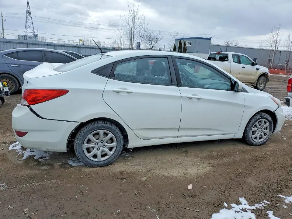 2014 HYUNDAI ACCENT GLS  