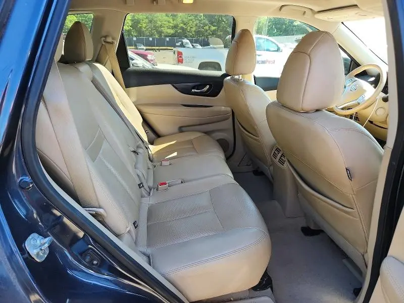 2015 NISSAN ROGUE SL  