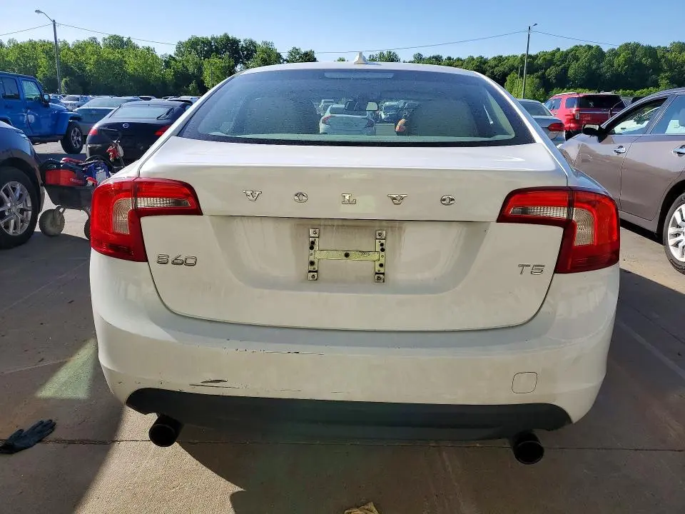 2013 Volvo S60 T5
