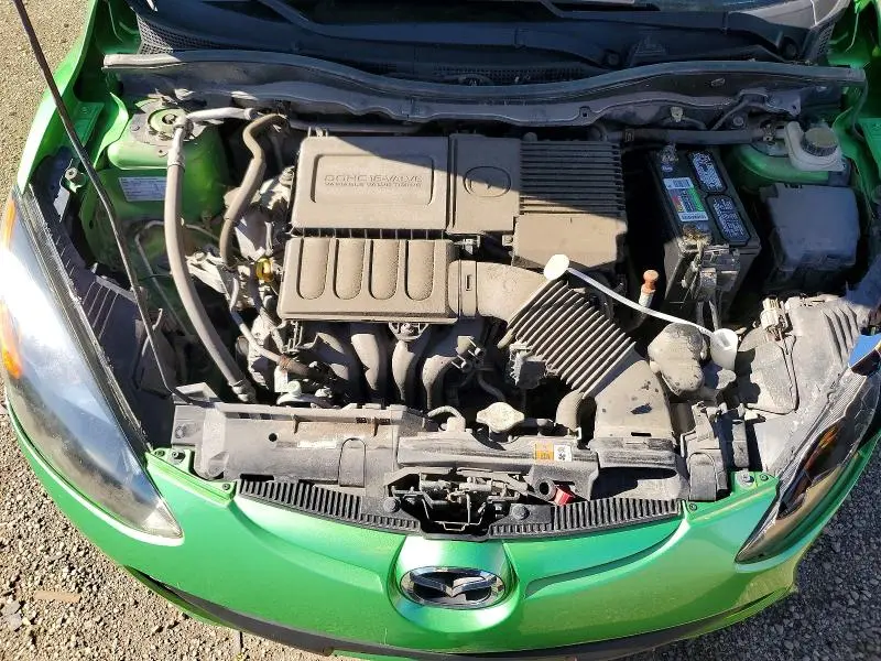 2013 MAZDA MAZDA2   