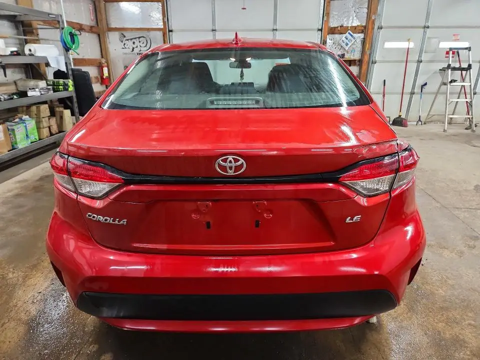 2021 TOYOTA COROLLA LE  