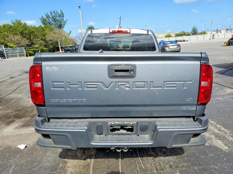 2022 CHEVROLET COLORADO LT  