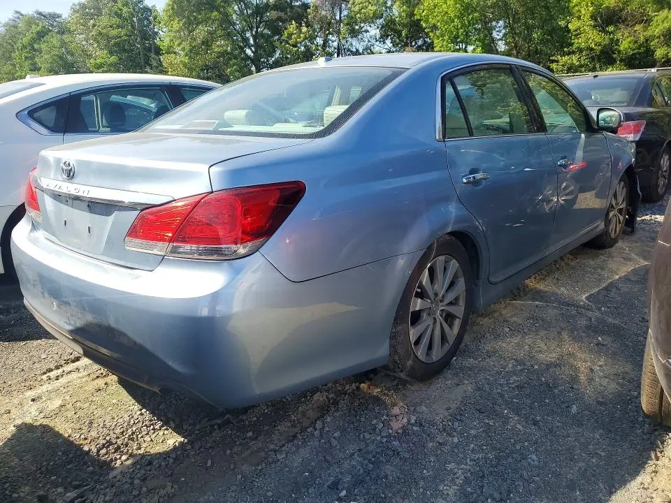 2012 TOYOTA AVALON LIMITED  