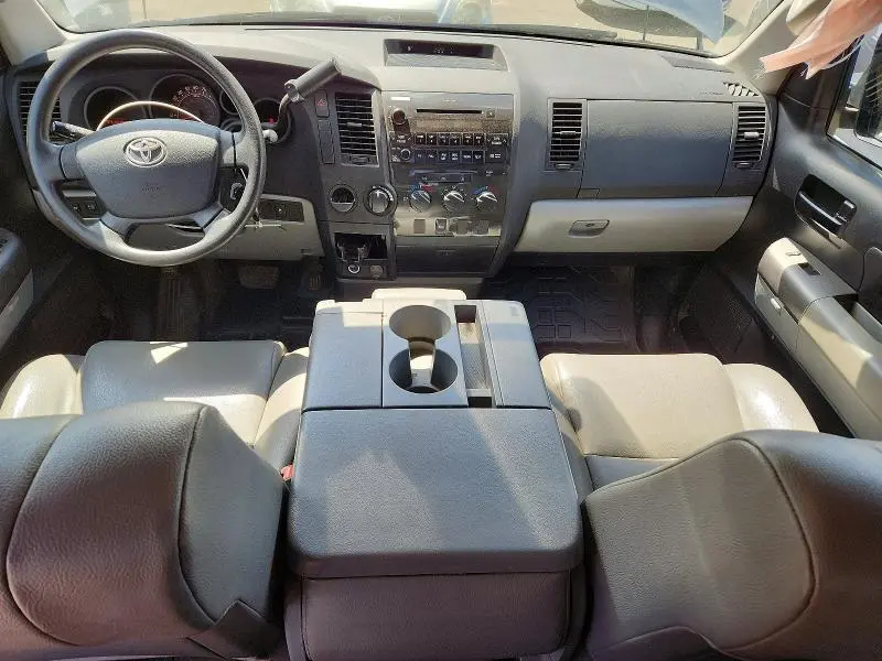 2011 TOYOTA TUNDRA DOUBLE CAB SR5  