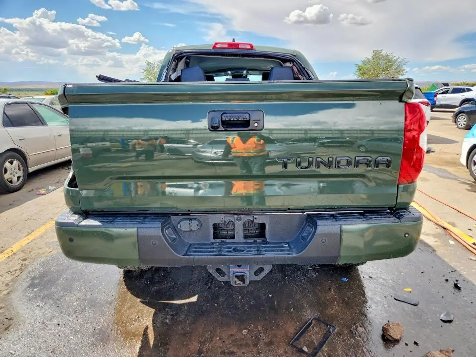 2021 TOYOTA TUNDRA SR5  